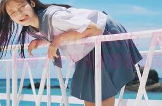 娜娜和51吃瓜网站：瓜田里的春风，博得了多少网友的春心荡漾？