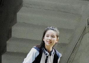 登录后不怕摔，黑料等你来挑战！在51热门大瓜，你会发现自我也能“黑”！