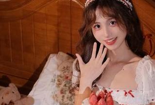这部“戏”是www.718sx.com现场直播的，掌声响起来，观众们噪起来！