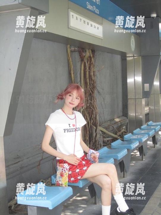 下载“91吃瓜视频”，分分钟带你飞到热闹现场！