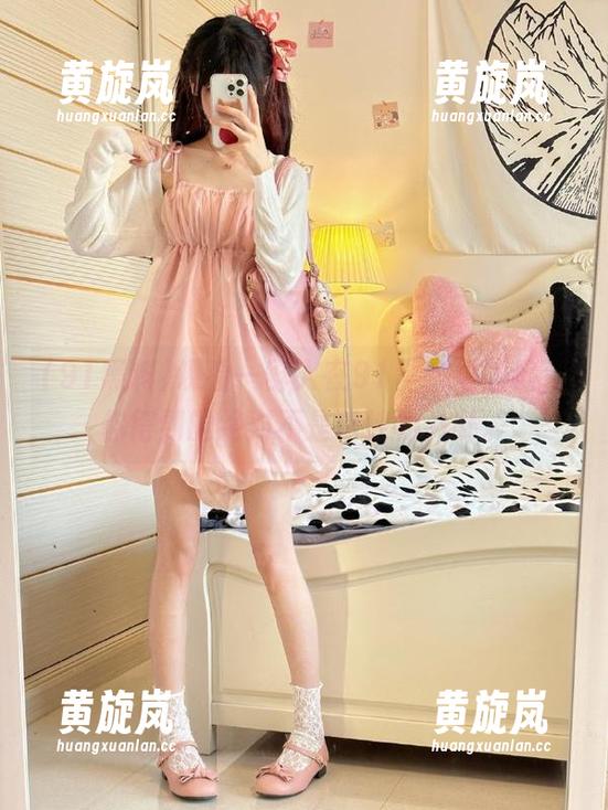 91黑料 观看一群人在91黑料里互掐,你得到的绝对不是单纯的八卦。