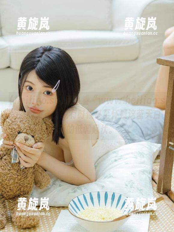 别小看“www.heiliao.su”的发布，我有时候甚至怀疑这蓝天白云的低调起伏。