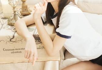 说好的甜蜜呢？不小心翻了“五一吃瓜”app，黑料一波接一波让我顶不住～