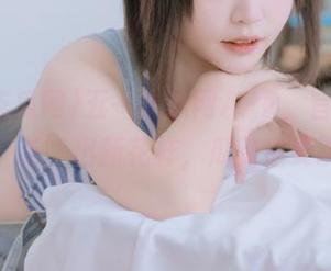五一吃瓜网APP，官方鼓励大家‘吃’出新花样，瓜味也要跳跃！