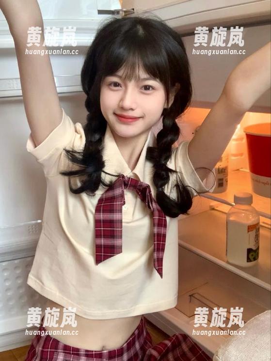 随便一看，网页上那串免费吃瓜的评论，想说的怎么有点冷？