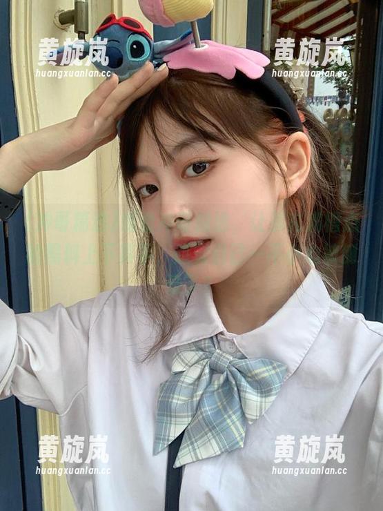 观看冲哥精选，让那充满槽点的黑料上下其手，感觉自己一不小心被侧录了？
