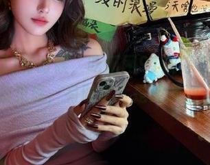 有时候，吃瓜网91就像个大海，清澈见底，有时候全是波涛汹涌。