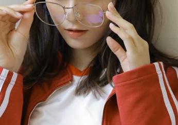 每次点击吃瓜网下载，导航逻辑为何总是迷失在密林里？