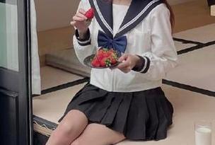 17c吃瓜网更新：黑料不停息，质疑眼神套餐送上！