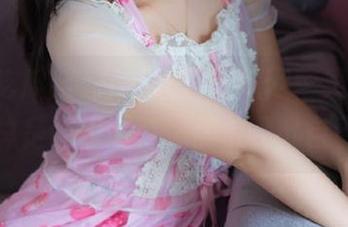 打开天天吃瓜网苹果版，结局总是让我期待，偶尔嘲讽自己。