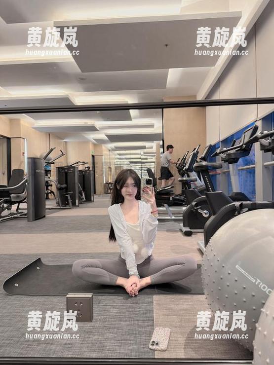 明星黑料 苹果版带你遨游明星黑料的阴暗面,准备好小酸梅了吗?