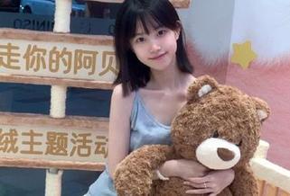 蹭热点不怕踩雷，找到最新吃瓜入口可比逛超市还诱人。
