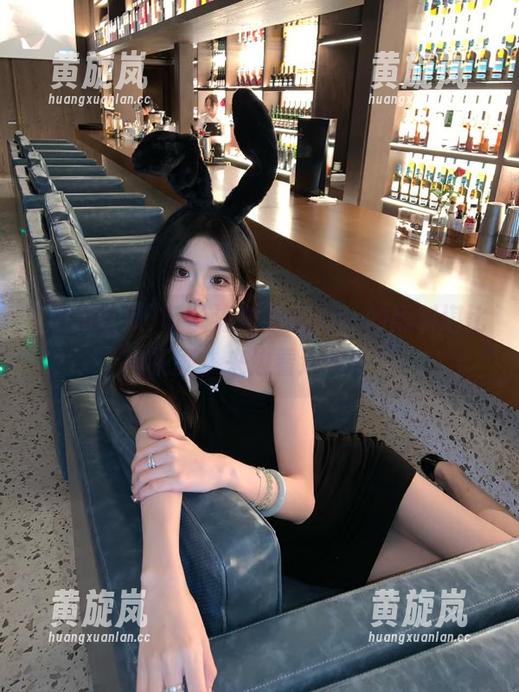 海角吃瓜 听说海角吃瓜app的黑料堪比电视剧,来边看边吃瓜!