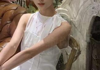 在网曝吃瓜登录后，围观瓜友的热烈讨论。