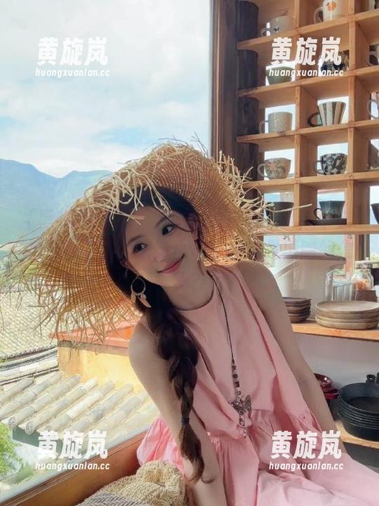 “黑料24小时”：连个链接都带不走的快递小哥，难道是黑暗的信使？