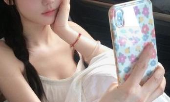 黑料不打样，轻松“收藏”让你成为朋友圈中的“时事通”！