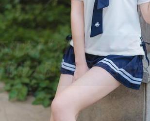 “177.sk黑料不打烊”视频带你进入剧荒后的重口味世界。