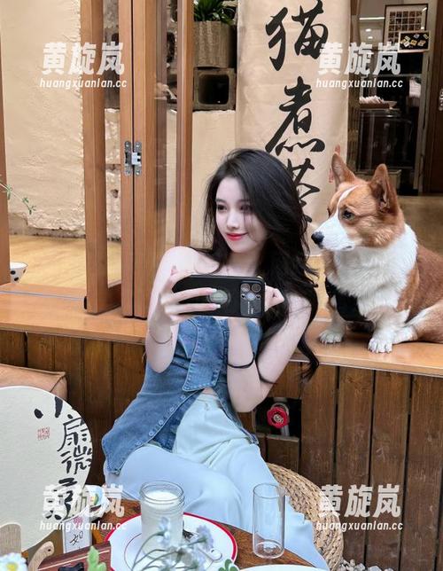 App在手，网红免费！苹果版黑料吃瓜网带你看病态喧嚣！